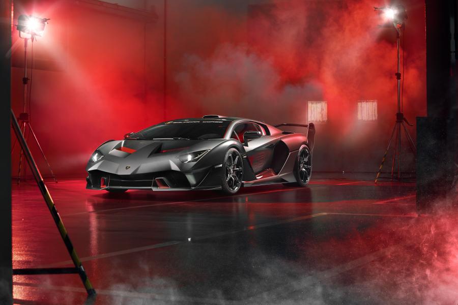  Lamborghini SC18 2018 года  (фото 7 из 12)